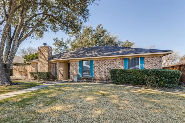 $322,000 | 809 Broadmoor Drive, Mesquite, TX 75149