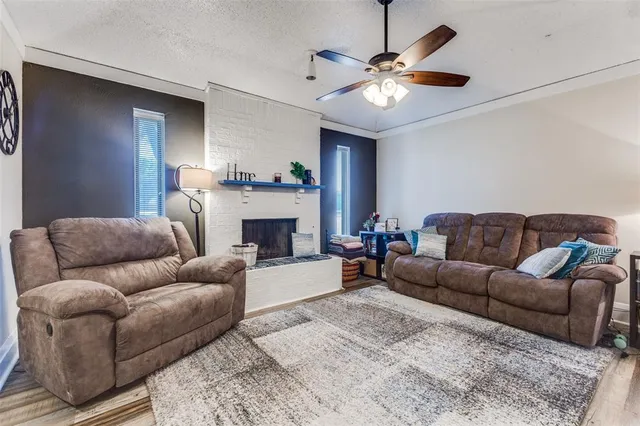 $322,000 | 809 Broadmoor Drive, Mesquite, TX 75149