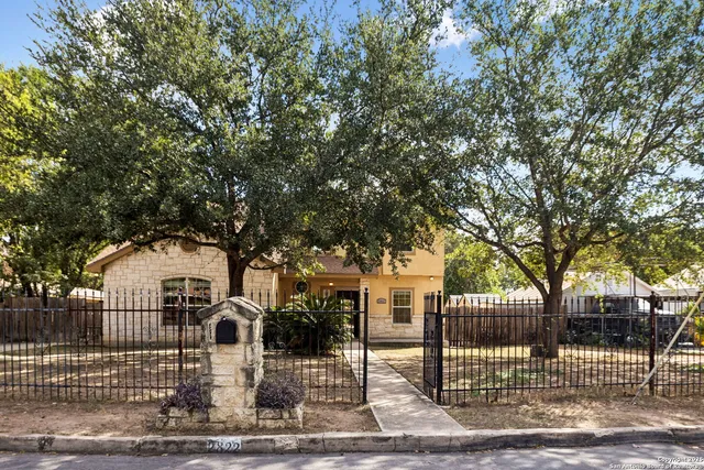 $300,000 | 2822 Lou Street, San Antonio, TX 78222
