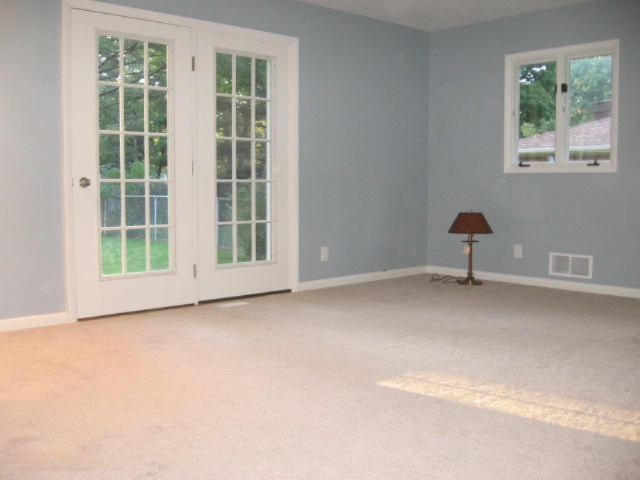 2606 Ferdon Road Kalamazoo, MI 49008 - Photo 10 of 24 IMG_7551