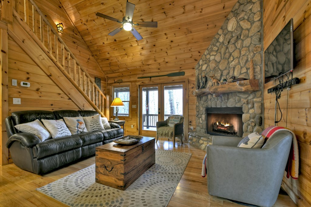 175 White Tail Ridge Blue Ridge, GA 30513 - Photo 6 of 33 Gallery Image 6