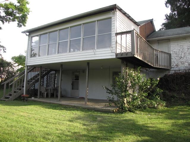 7041 Brookview Road Roanoke, VA 24019 - Photo 2 of 17 IMG_4316