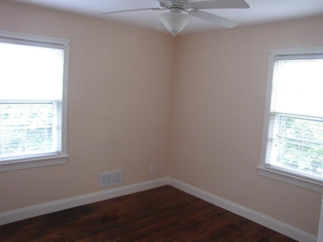 7041 Brookview Road Roanoke, VA 24019 - Photo 14 of 17 IMG_4312