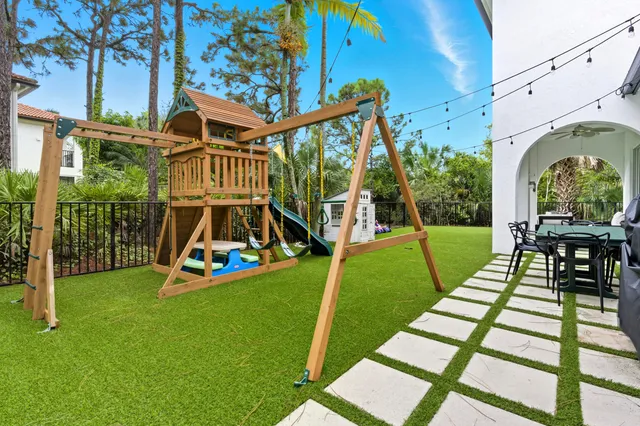 $1,575,000 | 981 Mill Creek Drive, Palm Beach Gardens, FL 33410