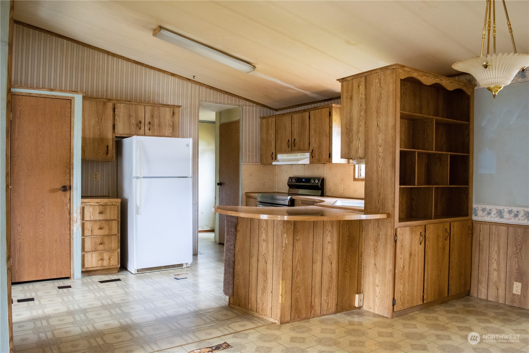 7701 Hardeson Road, Unit 13 Everett, WA 98203 - Photo 6 of 22