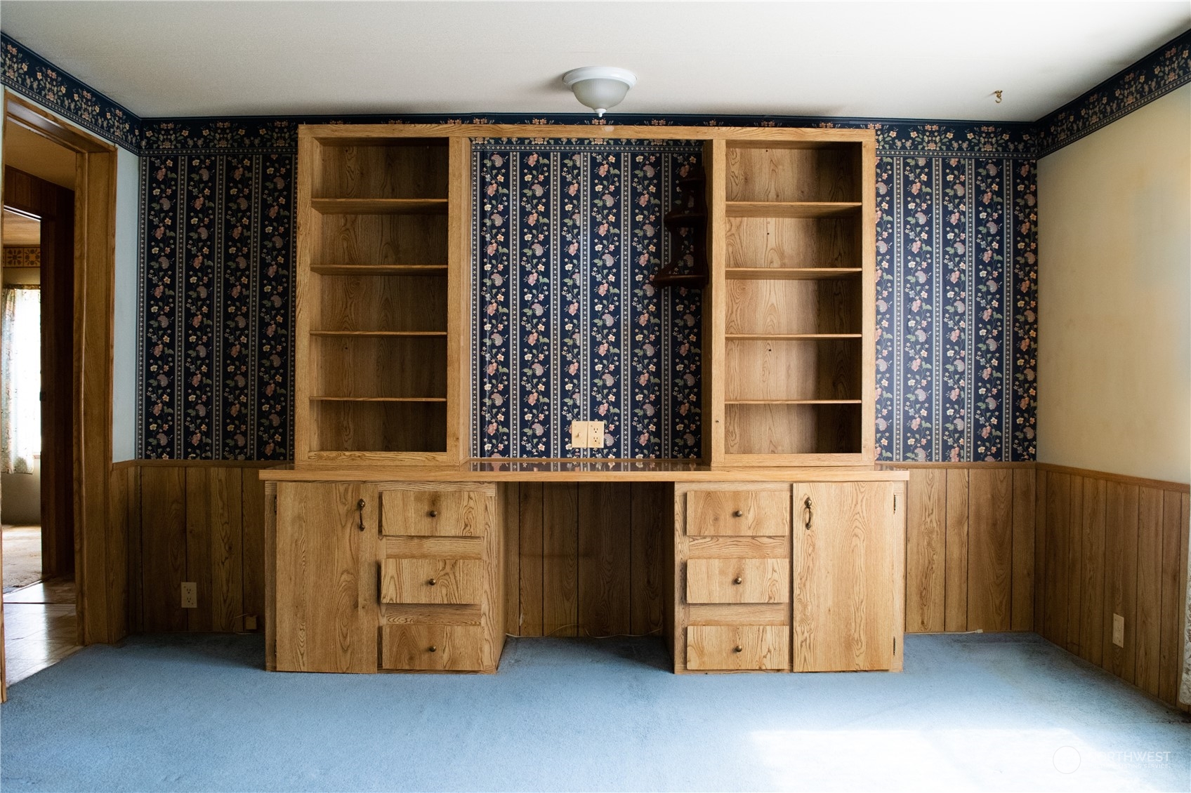 7701 Hardeson Road, Unit 13 Everett, WA 98203 - Photo 8 of 22