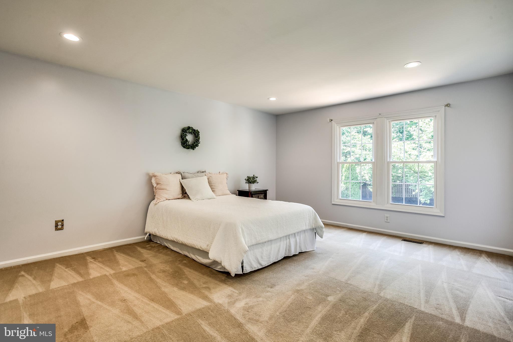 8185 Elko Drive Ellicott City, MD 21043 - Photo 15 of 34