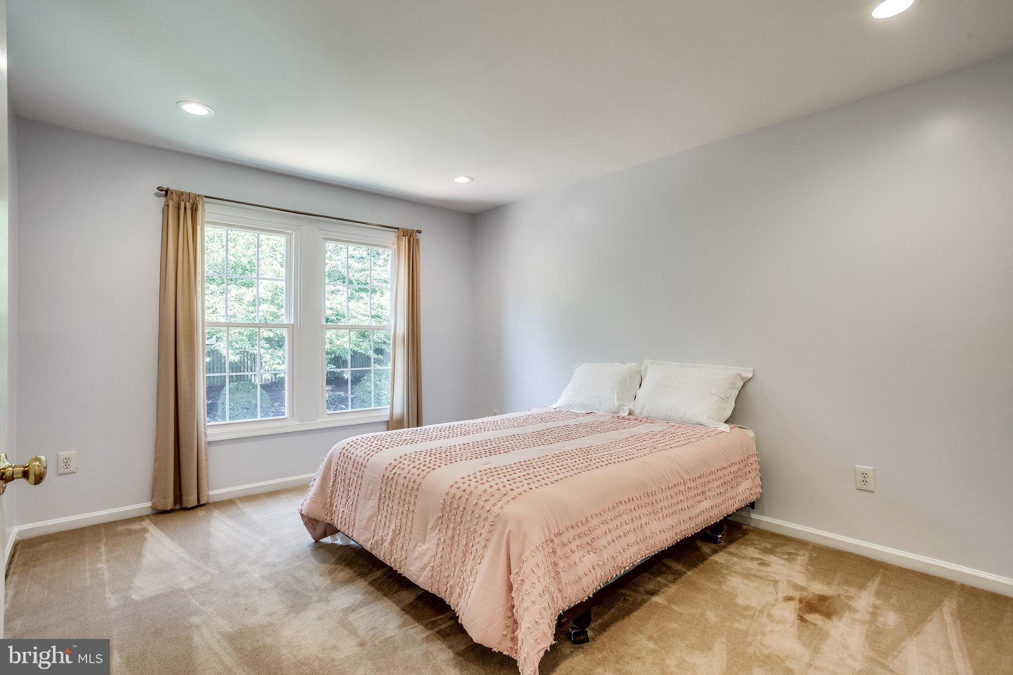 8185 Elko Drive Ellicott City, MD 21043 - Photo 20 of 34