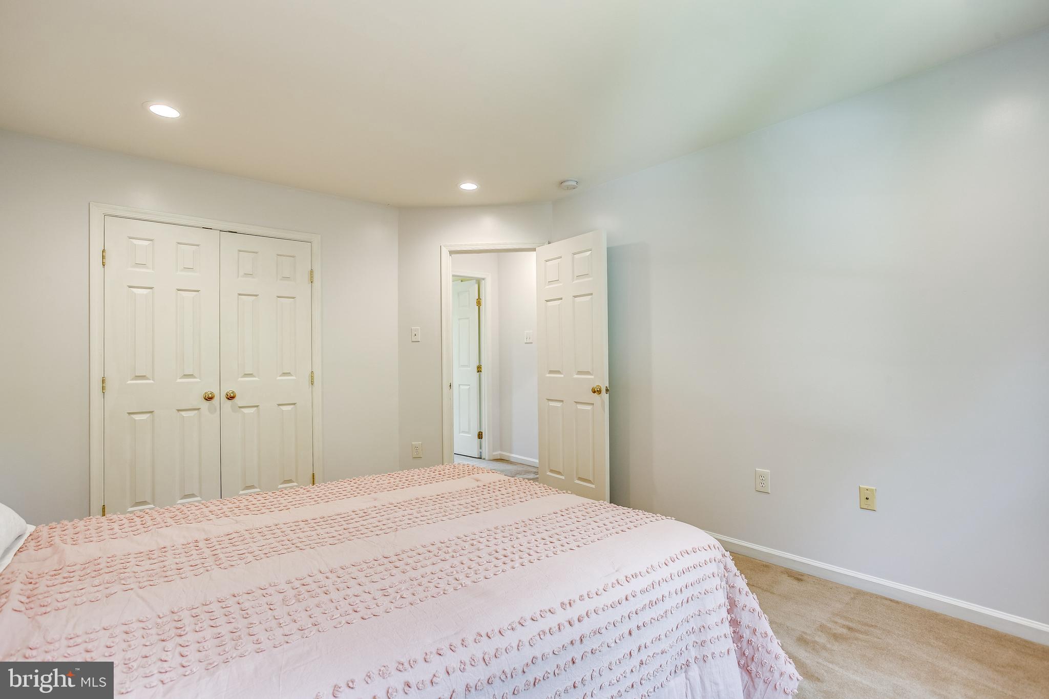 8185 Elko Drive Ellicott City, MD 21043 - Photo 21 of 34