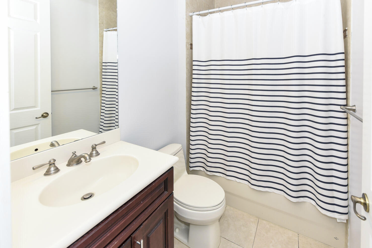 8339 Northwest 8th Terrace Boca Raton, FL 33487 - Photo 24 of 39 Guest Bath