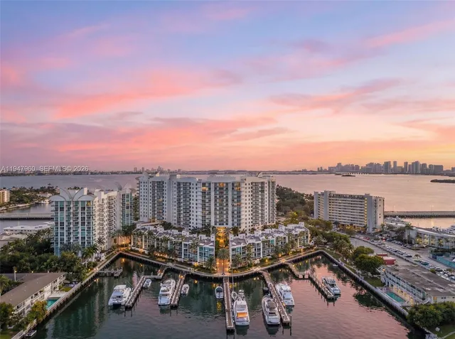 $4,500 | 7914 Harbor Island Drive, Unit 203, North Bay Village, FL 33141