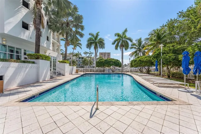 $4,500 | 7914 Harbor Island Drive, Unit 203, North Bay Village, FL 33141