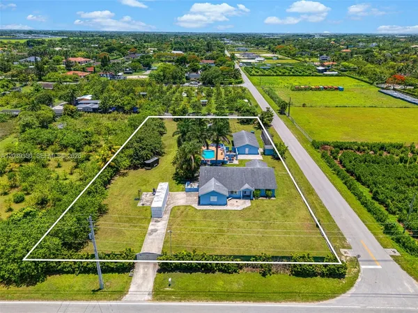 $1,300,000 | 20950 Southwest 232nd Street, Miami, FL 33170