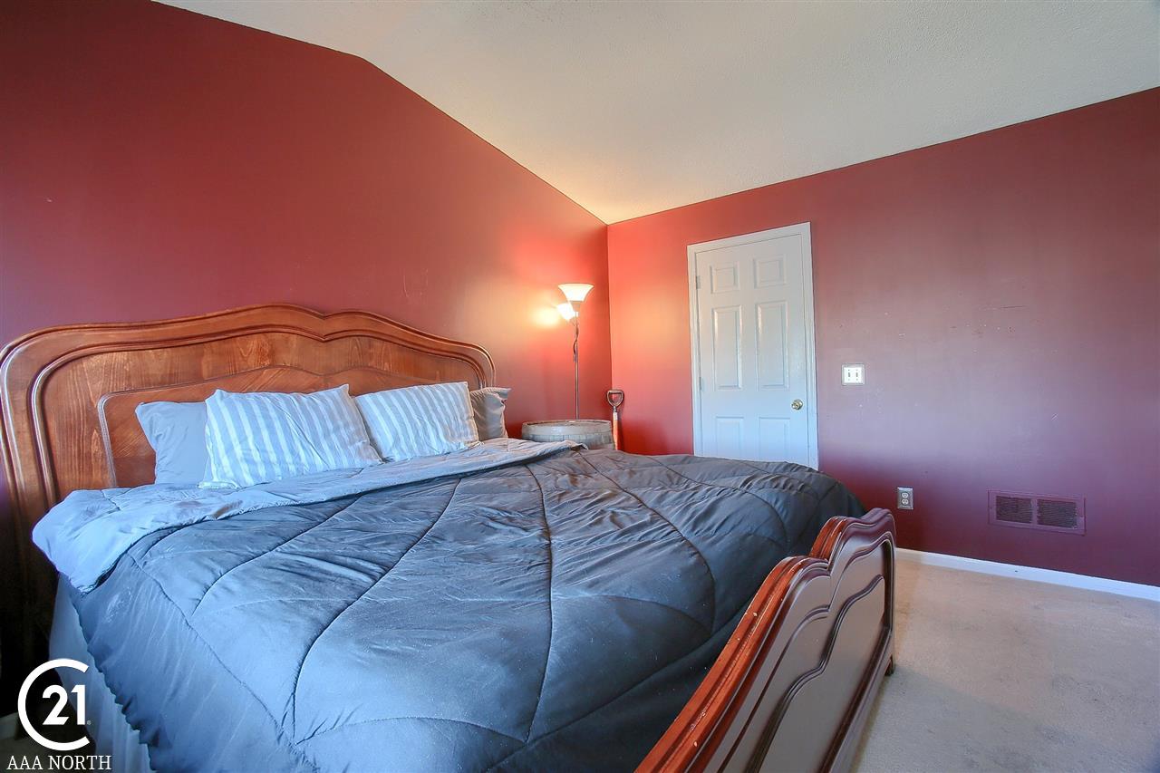 30653 Hidden Pines Lane Roseville, MI 48066 - Photo 14 of 22