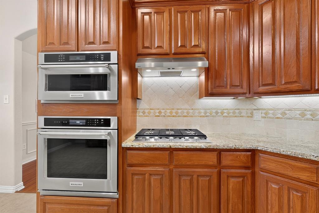 6400 Day Spring Drive The Colony, TX 75056 - Photo 14 of 39