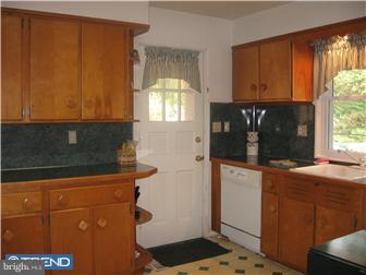 307 North Fairfield Road Devon, PA 19333 - Photo 3 of 12 Kitchen