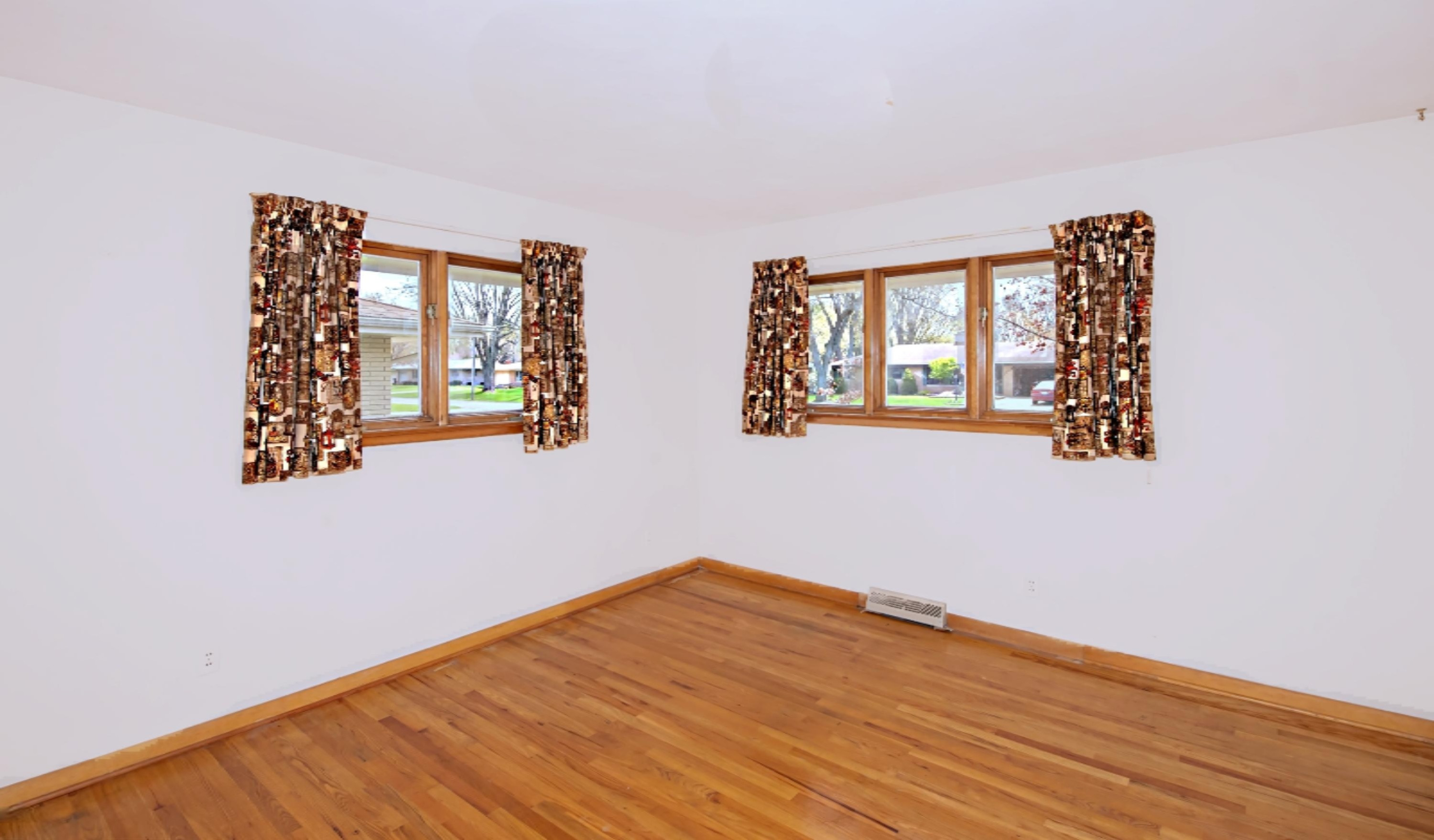 1047 Wadena Road St. Joseph, MI 49085 - Photo 24 of 38 DSC04406_