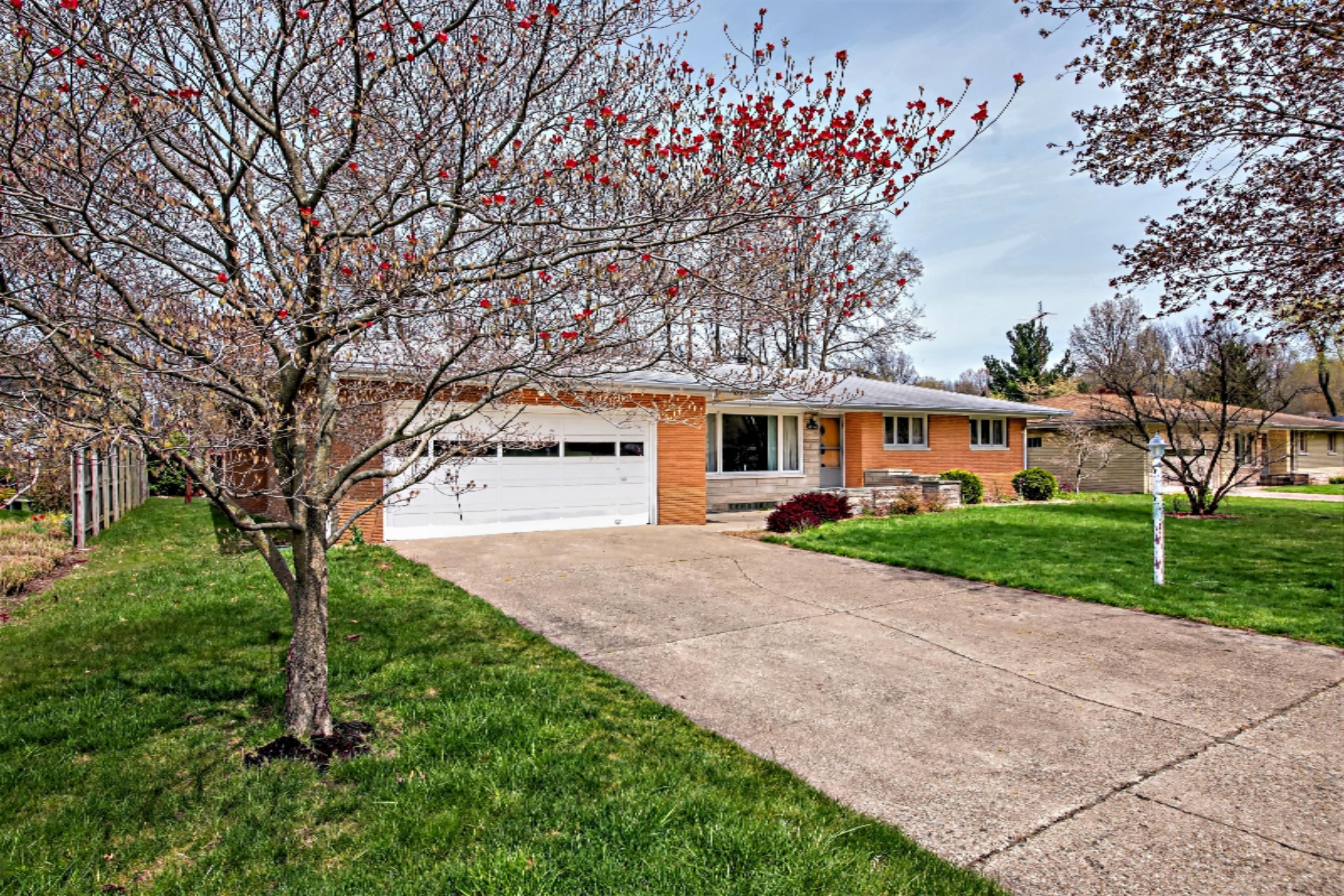 1047 Wadena Road St. Joseph, MI 49085 - Photo 3 of 38 DSC04432_