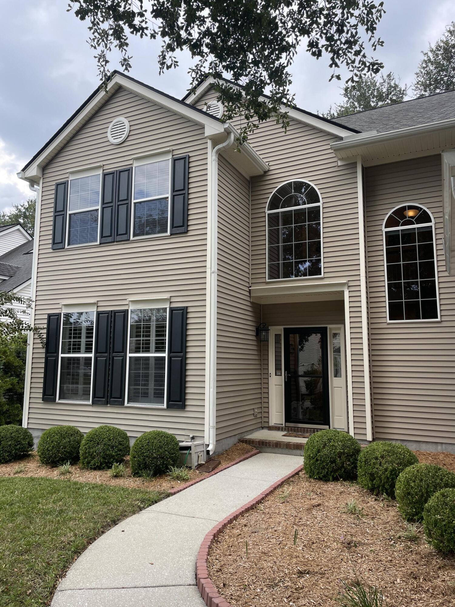 1330 Somersby Lane Mount Pleasant, SC 29466 - Photo 3 of 52 IMG_3913