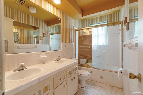 $275,000 | 3030 Bayview Way, Pensacola, FL 32503