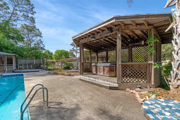 $275,000 | 3030 Bayview Way, Pensacola, FL 32503