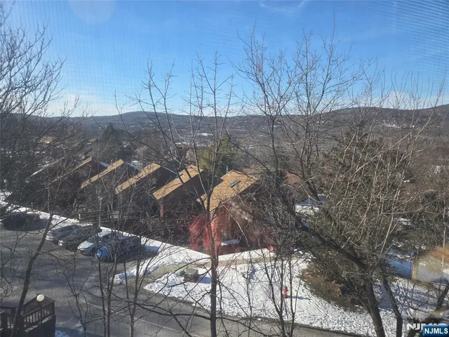 $259,000 | 23 Wimbledon Drive, Unit 10, Vernon, NJ 07462