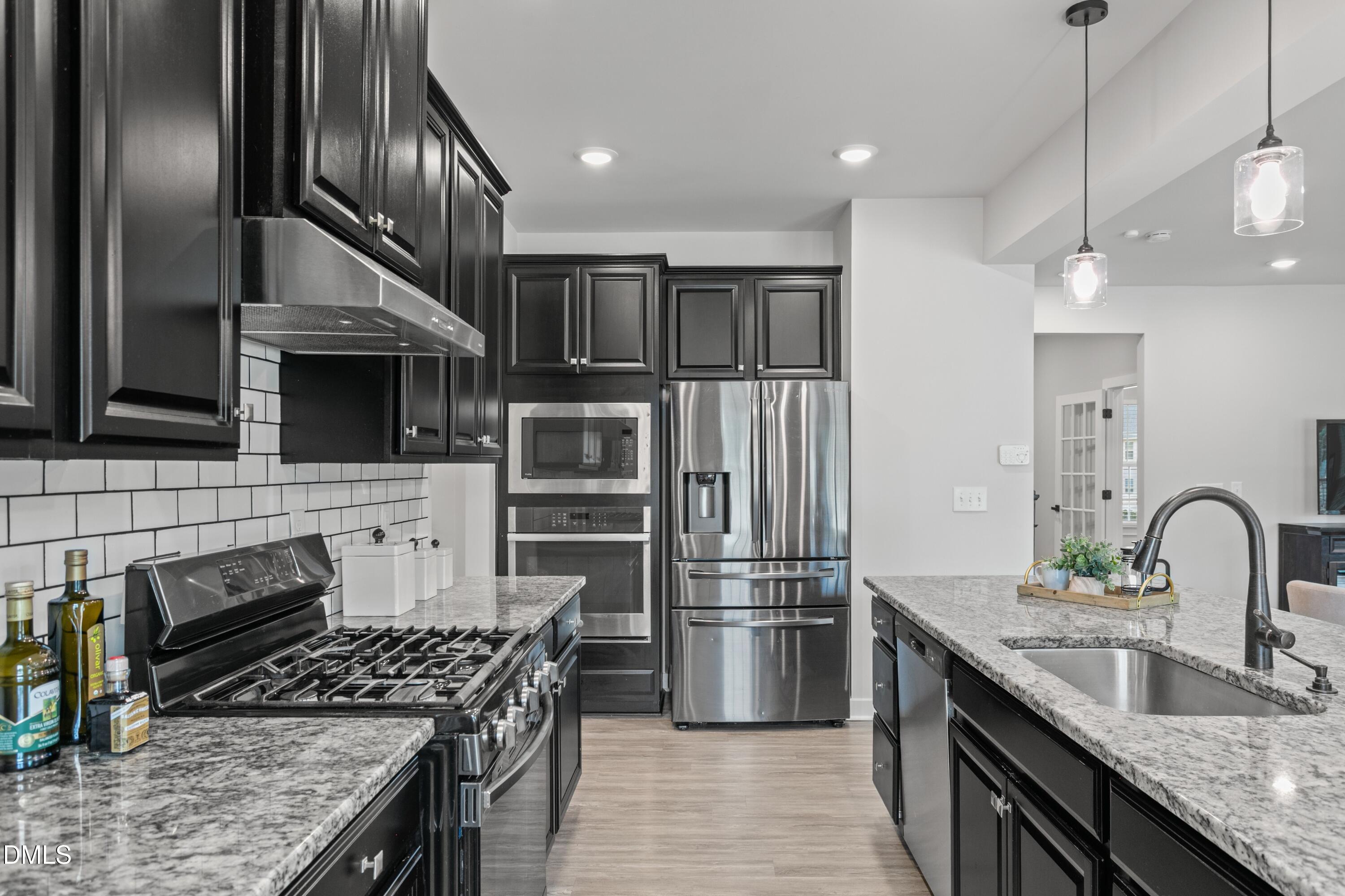 124 Amber Acorn Avenue Raleigh, NC 27603 - Photo 9 of 45 CGP_5596