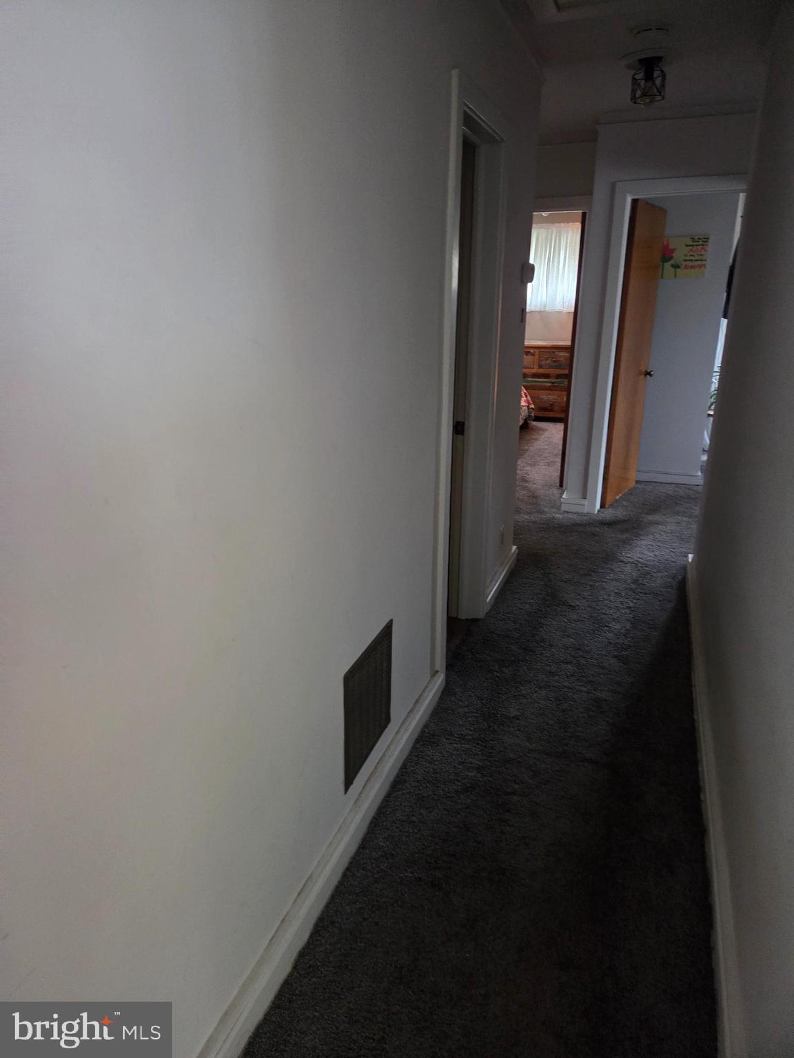 833 Norfolk Road Jenkintown, PA 19046 - Photo 20 of 36 Hallway