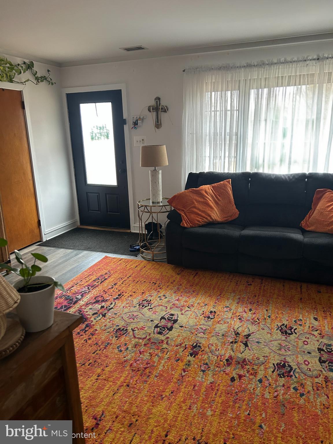 833 Norfolk Road Jenkintown, PA 19046 - Photo 6 of 36 Living Room