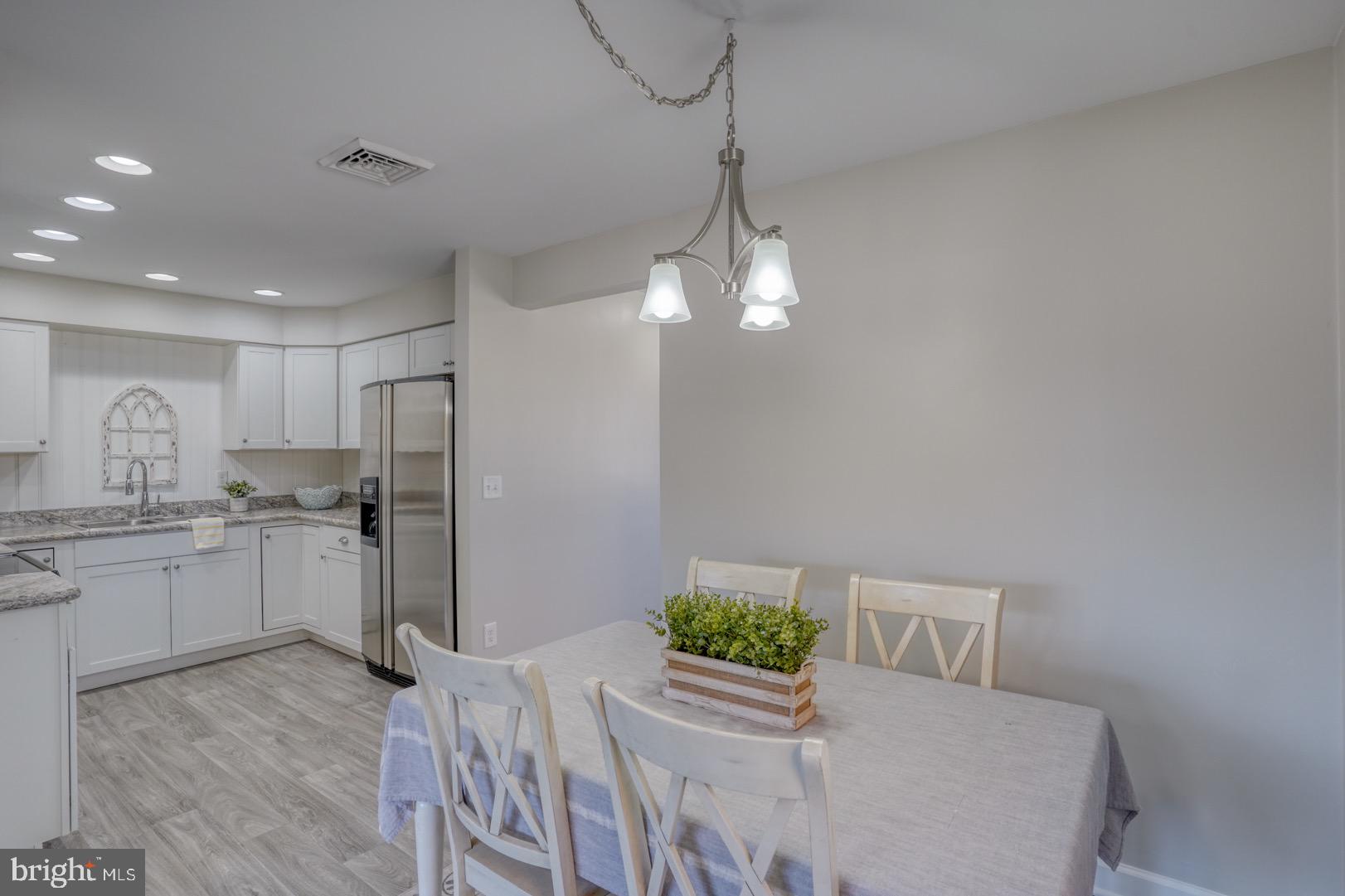 12826 Ridgely Road Greensboro, MD 21639 - Photo 16 of 46 Dining Room overlooking Kitchen