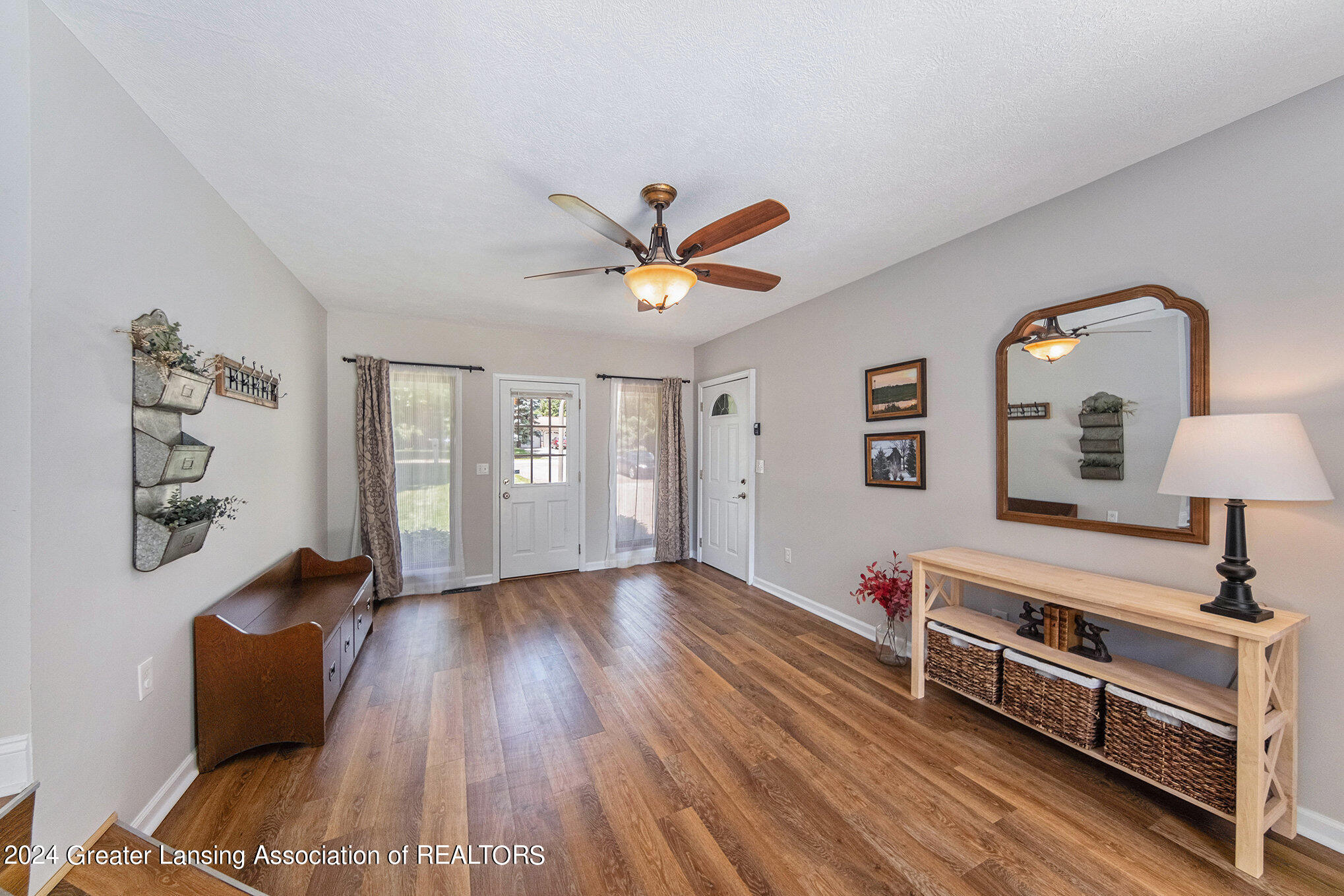 1638 East Stoll Road Lansing, MI 48906 - Photo 4 of 27 004_sbp_30_130