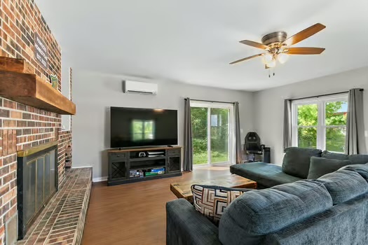 12903 Perry Road DeKalb, IL 60115 - Photo 8 of 58 Gallery Image 8