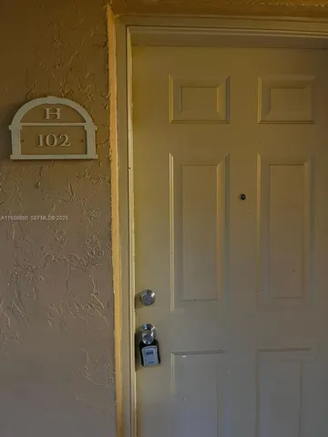 a close up of a shower