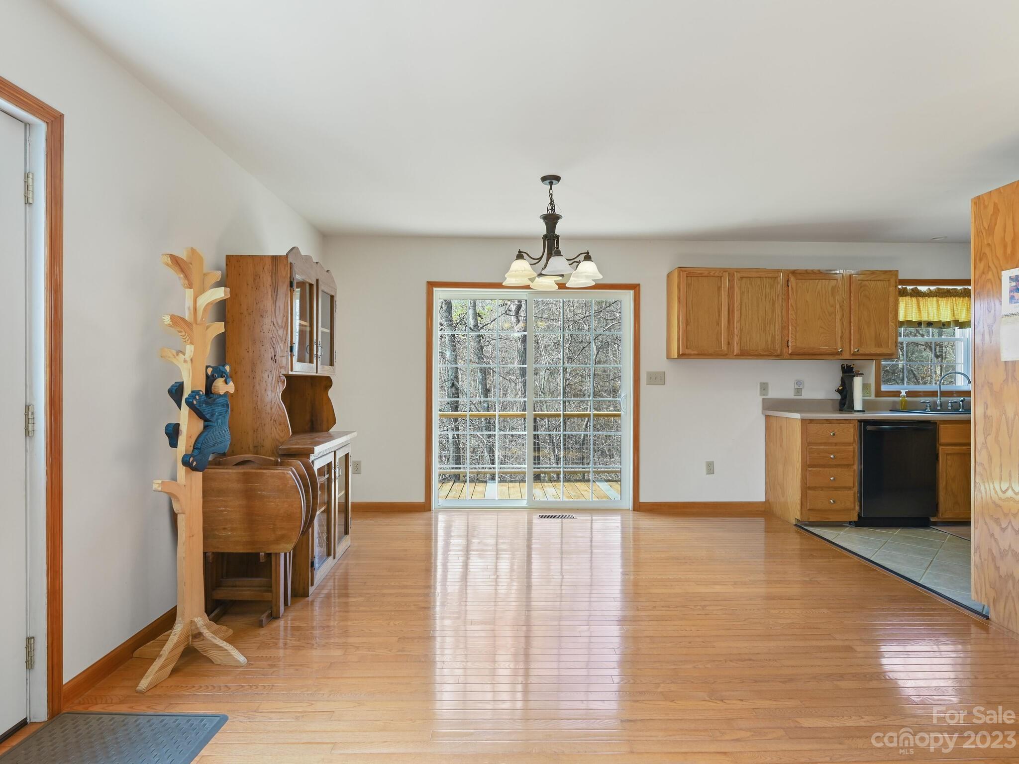 38 Sam Fox Road Mars Hill, NC 28754 - Photo 11 of 44 Gallery Image 11