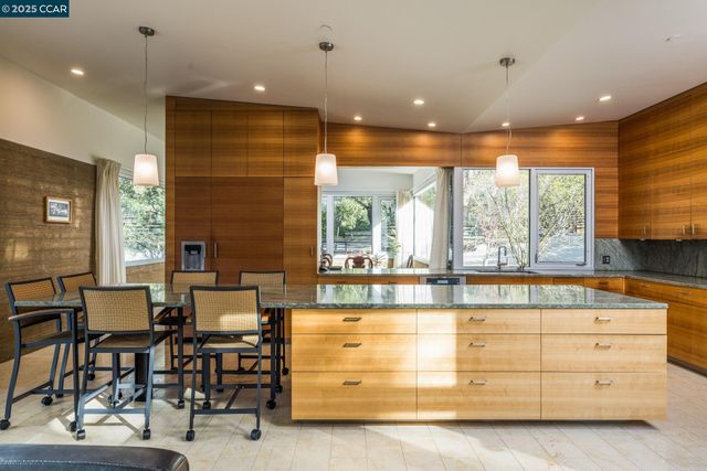 $3,625,000 | 2 Crane Court, Orinda, CA 94563