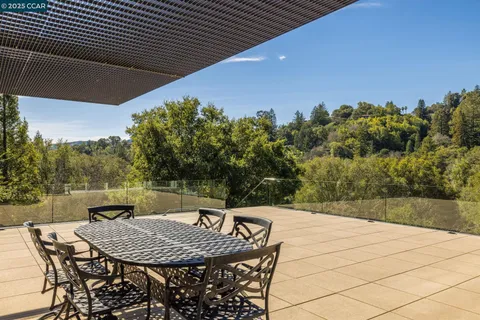 $3,625,000 | 2 Crane Court, Orinda, CA 94563
