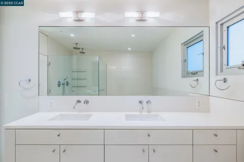 $3,625,000 | 2 Crane Court, Orinda, CA 94563