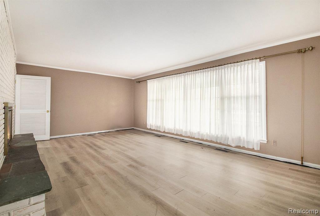 5730 Burnham Road Bloomfield Hills, MI 48301 - Photo 5 of 22