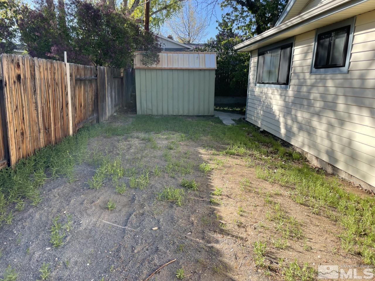 3280 Idlewild Drive Reno, NV 89509 - Photo 22 of 22 a view of a backyard