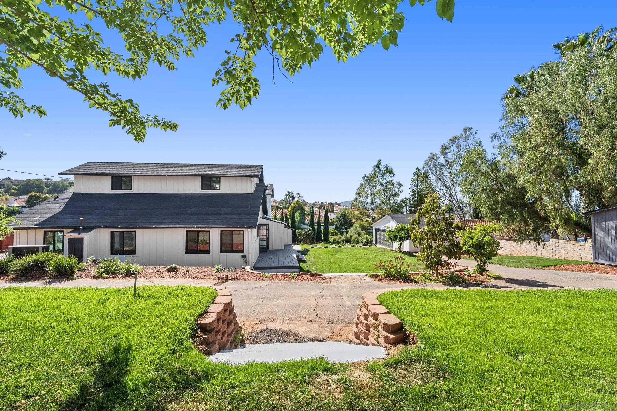 16021 Pomerado Road Poway, CA 92064 - Photo 31 of 32