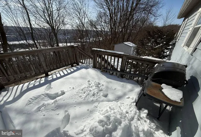 $204,900 | 144 Pennsylvania Avenue, Shenandoah, PA 17976