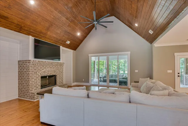 $1,100,000 | 1199 Pawnee Drive, Lincolnton, GA 30817