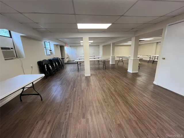 $320,000 | 6 West Mill Drive, Unit 1A, Great Neck, NY 11021