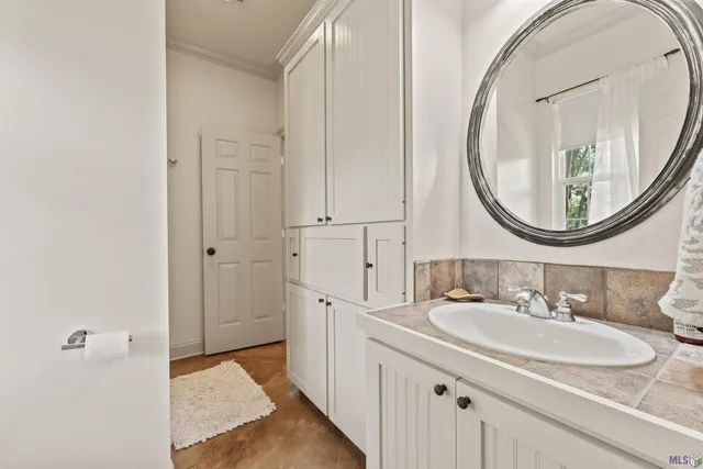 $879,000 | 7953 Pipes Lane, Ethel, LA 70730