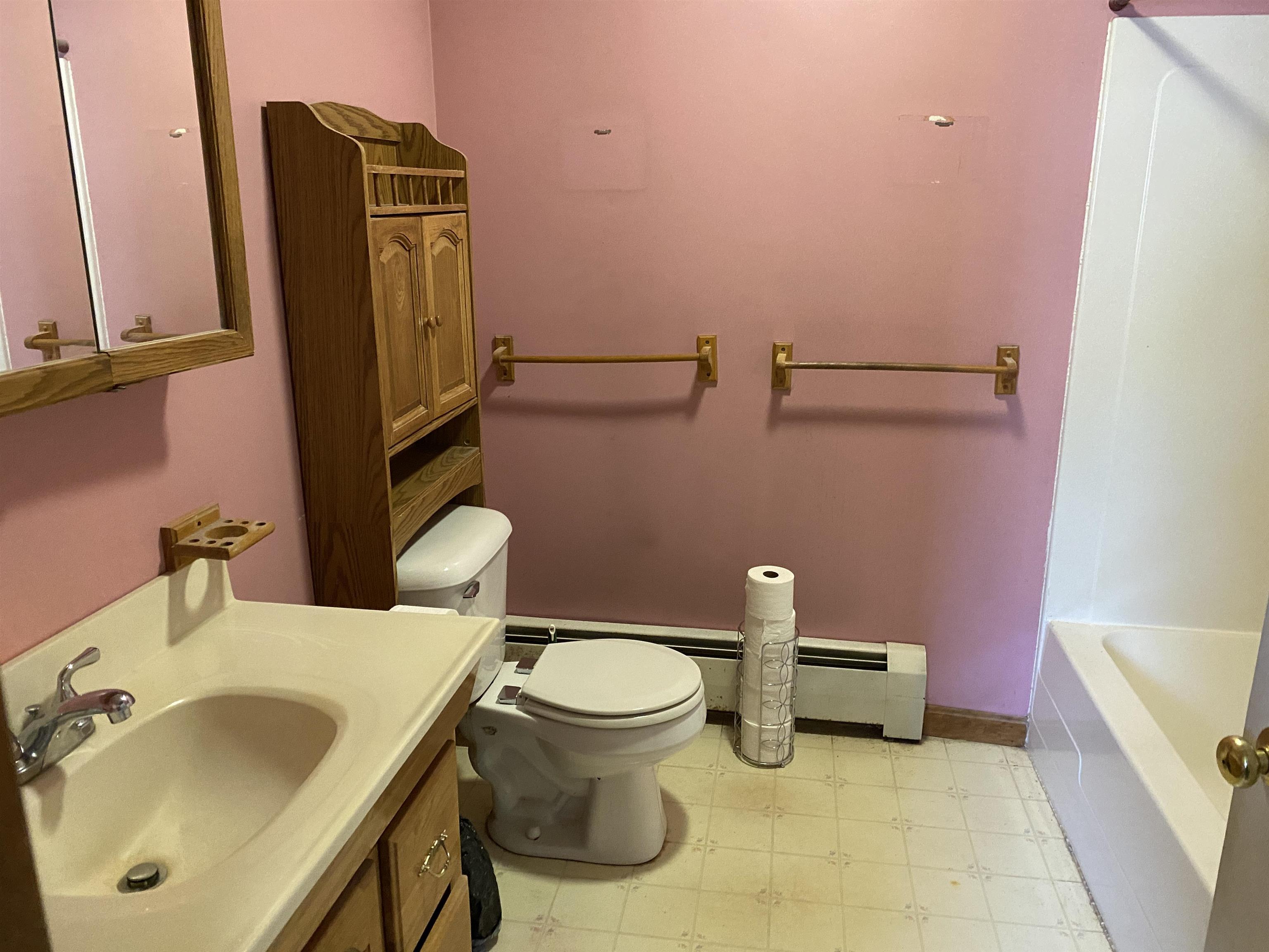 90 Elm Street West Rutland, VT 05777 - Photo 17 of 26 Gallery Image 17