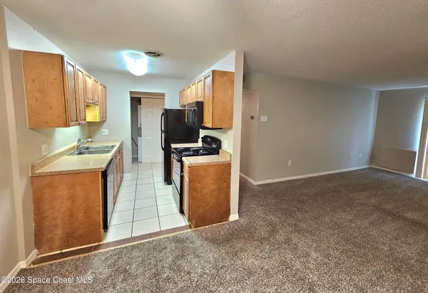 $1,400 | 1695 Lee Road, Unit D213, Winter Park, FL 32789