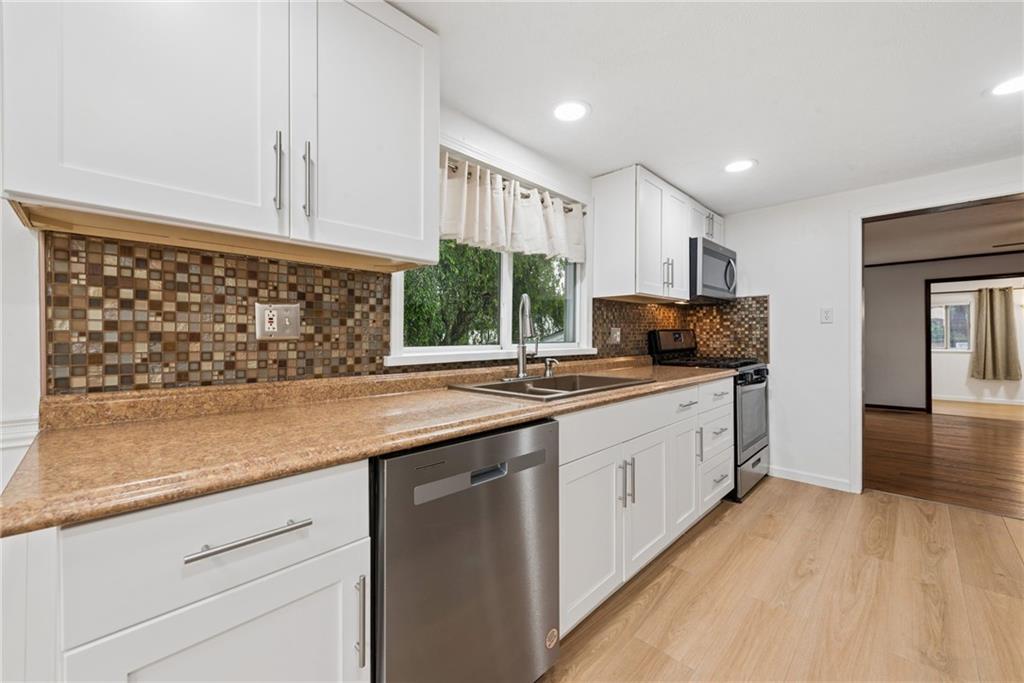109 Jefferson Street Midway, PA 15060 - Photo 11 of 40