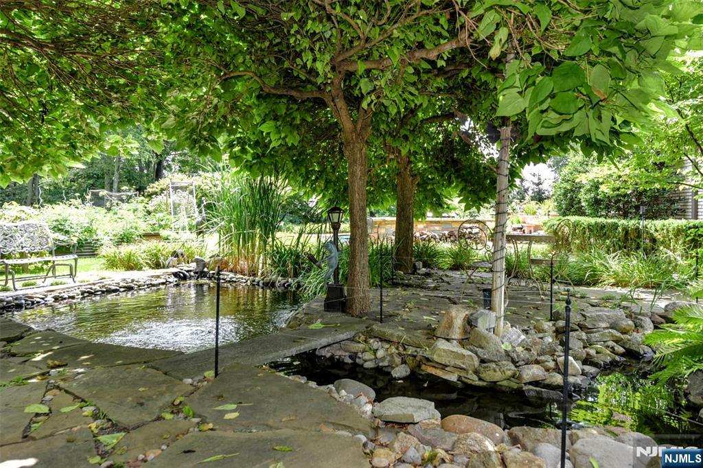 21 Baldwin Road Saddle River, NJ 07458 - Photo 39 of 49 Gallery Image 39