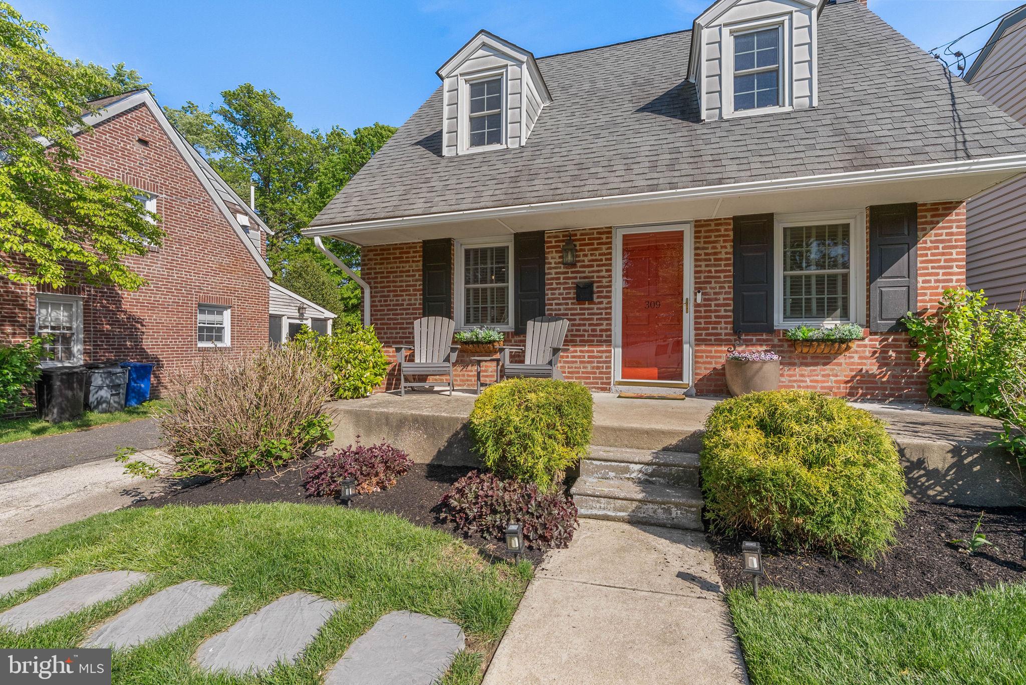 309 Valley View Road Media, PA 19063 - Photo 3 of 42