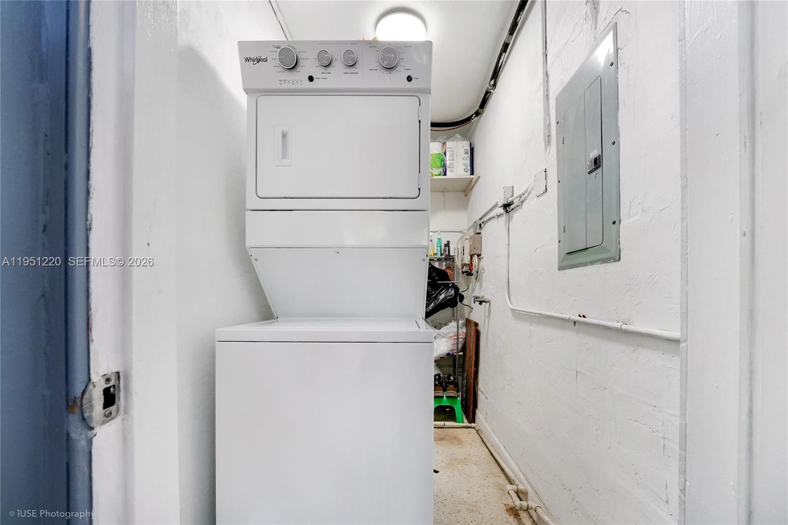 860 Southeast 7th Avenue Hialeah, FL 33010 - Photo 13 of 16 a utility room with dryer and washer